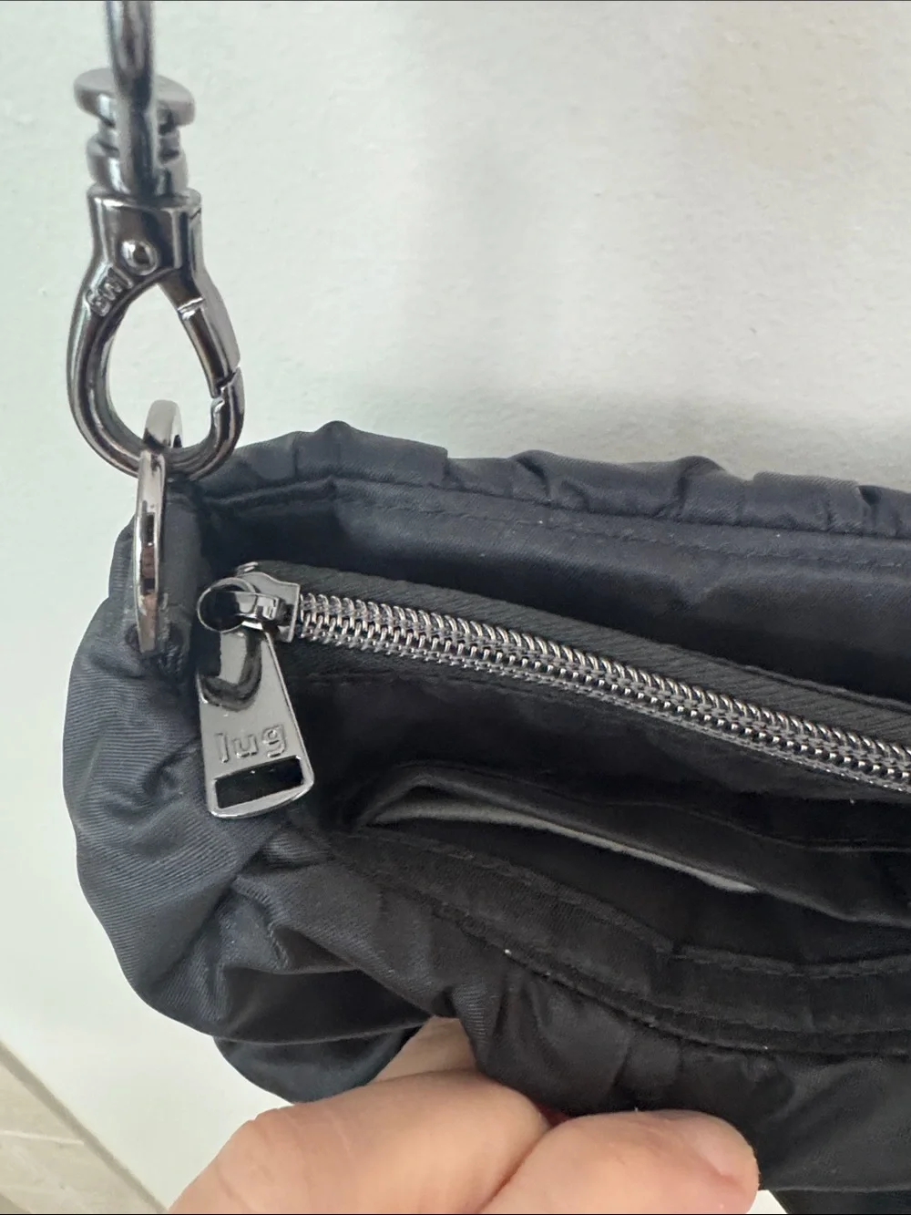Lug Classic Crossbody- Flounce